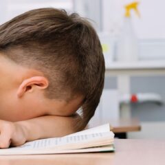 Fin de clases sin estrés: 10 claves para ayudar a los hijos a evitar el agotamiento